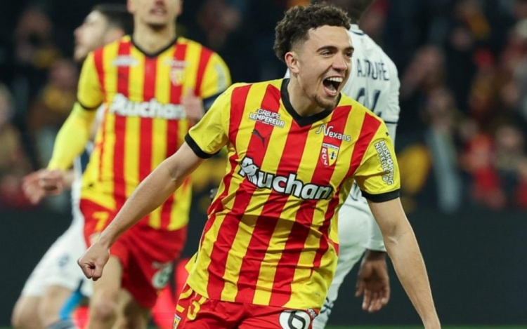 九游体育app下载-记者：罗马引进埃纳奥伊达口头协议，转会费2300万欧+200万欧浮动