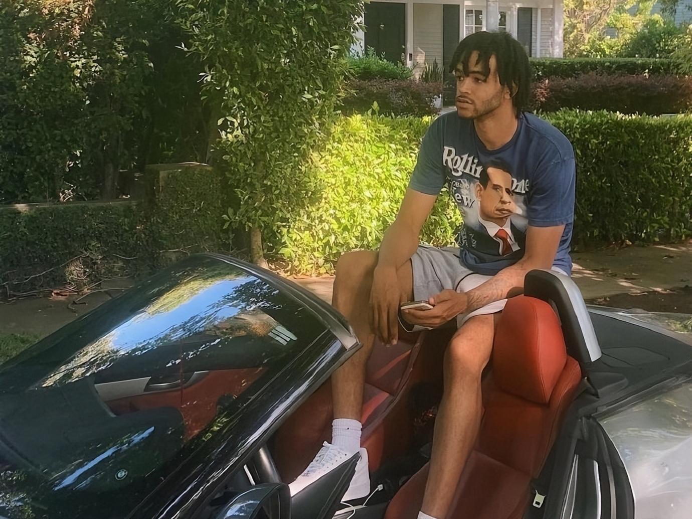 九游体育篮球赛事-山东男篮新外援到位，谁将被挤出12人大名单？