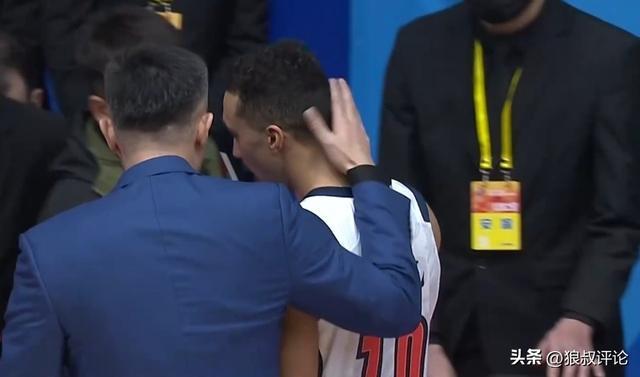 九游体育app下载-杜锋：四川降温了 但全场座无虚席能感受到大家对于广东热爱和支持